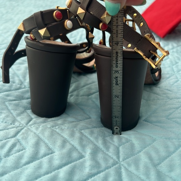 Valentino Rockstud brown sz8 multicolor stones 3.75”chunky heel sandals box&bag - Picture 6 of 6